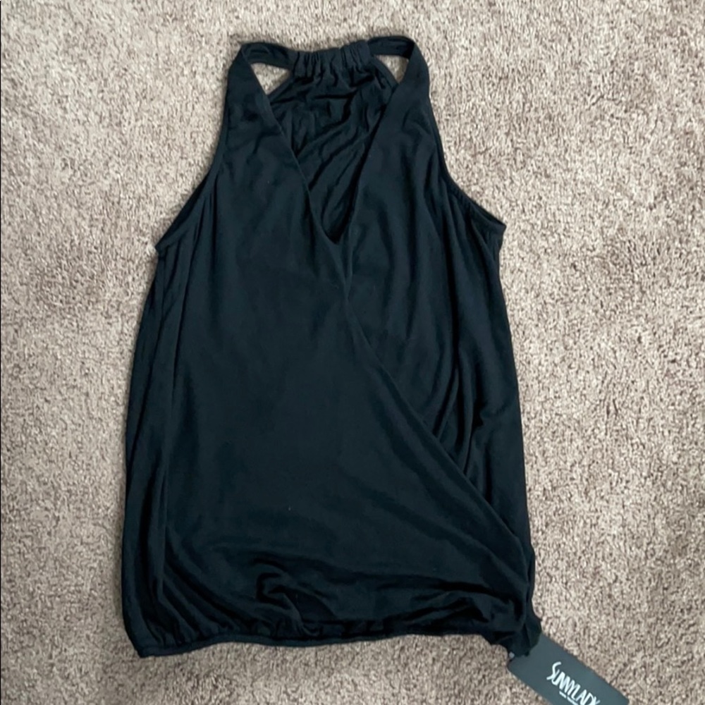 Black Razor-Back Bubble Hem Top